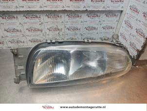 O195844 Gebruikte koplamp links Ford Fiesta