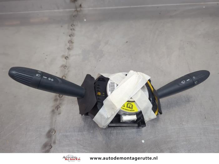 Gebruikte Combischakelaar Stuurkolom Ford KA O195946