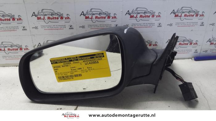 Gebruikte Buitenspiegel links Audi A4 O84133