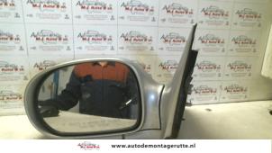 O85034 Gebruikte spiegel buiten links Kia Carnival