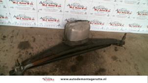 Gebruikte Ruitenwismotor + Mechaniek Citroen 2 CV (AZ) 2CV6 Prijs € 50,00 Margeregeling aangeboden door Autodemontage M.J. Rutte B.V.