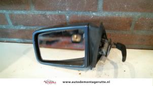 O84418 Gebruikte spiegel buiten links Opel Kadett