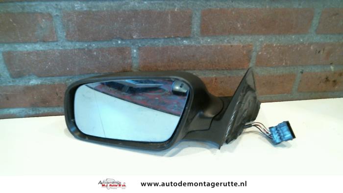 Gebruikte Buitenspiegel links Audi A6 O84126