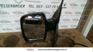 O84352 Gebruikte spiegel buiten links Mercedes Vito