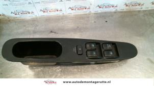 O109094 Gebruikte combischakelaar ramen Kia Rio