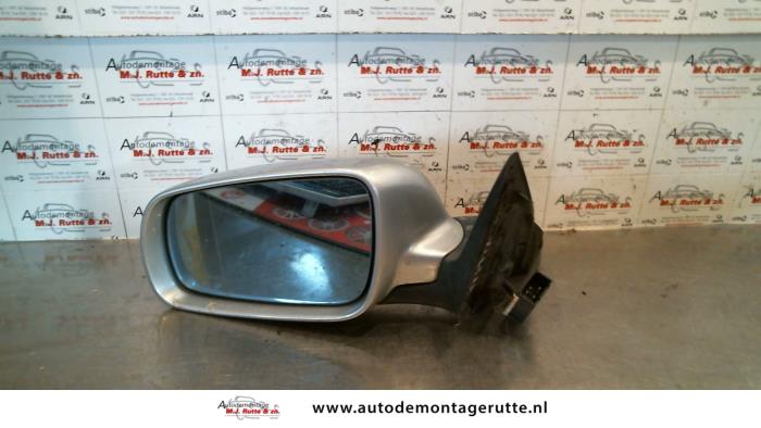 Gebruikte Buitenspiegel links Audi A6 O84121