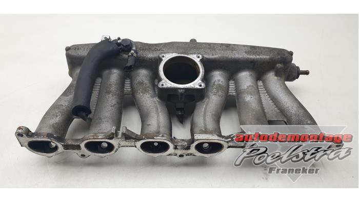 Insugsrör från en Volvo XC90 I 2.9 T6 24V 2004