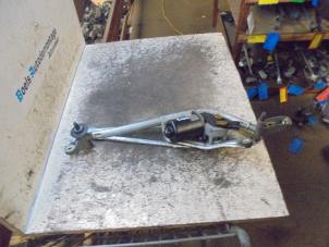 Gebruikte Ruitenwismotor + Mechaniek Nissan Almera (N16) Prijs € 35,00 Margeregeling aangeboden door Boels Autodemontage