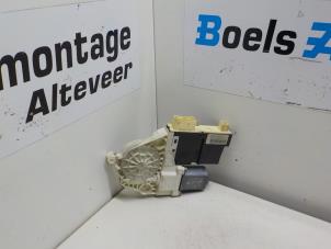 Begagnade Motor, dörrfönster Citroen C4 Coupé (LA) 1.4 16V Pris € 25,00 Marginaltabell erbjuds av Boels Autodemontage