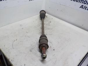 Begagnade Drivaxel, höger bak Honda CR-V (RD1/3) 2.0i 16V VTEC Pris € 35,00 Marginaltabell erbjuds av Boels Autodemontage