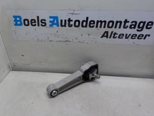 Begagnade Motorfäste Landrover Range Rover Evoque (LVJ/LVS) 2.2 SD4 16V 5-drs. Pris € 25,00 Marginaltabell erbjuds av Boels Autodemontage