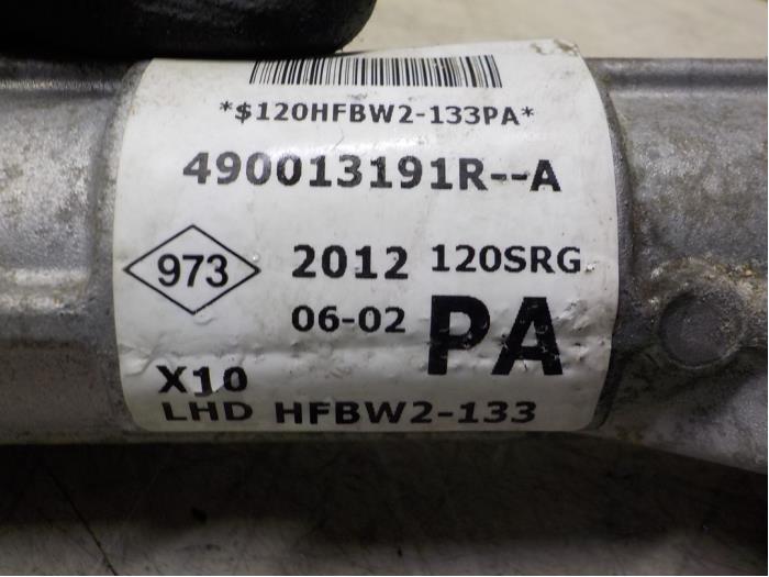 Stuurhuis van een Renault Clio IV (5R) 0.9 Energy TCE 90 12V 2013