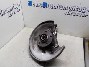 Gebruikte Fusee links-achter Audi Q5 (8RB) 2.0 TFSI 16V Quattro Prijs € 35,00 Margeregeling aangeboden door Boels Autodemontage