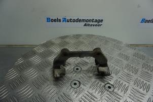 Gebruikte Remzadel rechts-achter Mini Mini Cooper S (R53) 1.6 16V Prijs € 10,00 Margeregeling aangeboden door Boels Autodemontage