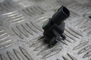 Używane Czujnik (pozostale) Mercedes Sprinter 3t (906.61) 216 CDI 16V Cena € 10,00 Procedura marży oferowane przez Boels Autodemontage