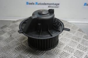 Begagnade Fläktmotor för uppvärmning och ventilation Volkswagen Golf Plus (5M1/1KP) 1.6 Pris € 35,00 Marginaltabell erbjuds av Boels Autodemontage