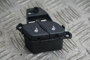 Gebruikte Stoelverwarmings Schakelaar Kia Picanto (TA) 1.0 12V Prijs € 15,00 Margeregeling aangeboden door Boels Autodemontage