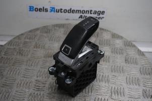 Begagnade Automatisk växelväljare Peugeot 3008 II (M4/MC/MJ/MR) 1.2 12V e-THP PureTech 130 Pris € 125,00 Marginaltabell erbjuds av Boels Autodemontage