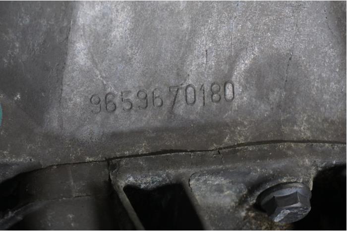 Växellåda från en Peugeot 207 CC (WB) 1.6 16V 2008