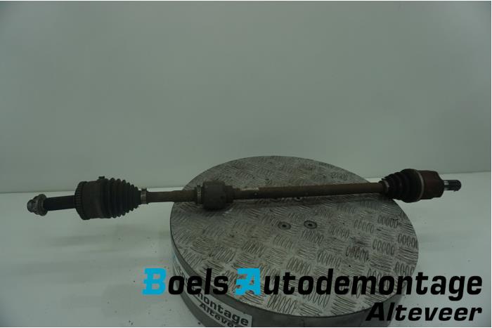 Drivaxel, höger fram från en Kia Rio III (UB) 1.2 CVVT 16V 2011