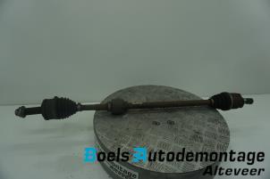 Begagnade Drivaxel, höger fram Kia Rio III (UB) 1.2 CVVT 16V Pris € 45,00 Marginaltabell erbjuds av Boels Autodemontage