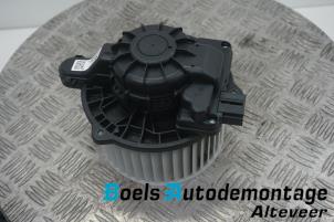 Używane Silnik wentylatora nagrzewnicy Hyundai Ioniq EV Cena € 120,00 Procedura marży oferowane przez Boels Autodemontage