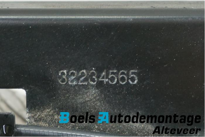 Front panel Volvo XC40 Recharge Twin 78 kWh - 32234565