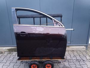 Gebruikte Portier 4Deurs rechts-voor Opel Insignia 1.4 Turbo 16V Ecotec Prijs € 150,00 Margeregeling aangeboden door Autobedrijf Hoogerwerf