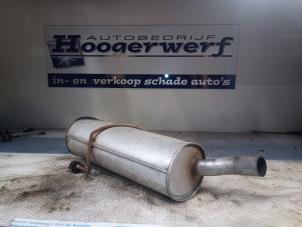 Używane Tlumik koncowy Peugeot 206 (2A/C/H/J/S) 1.4 XR,XS,XT,Gentry Cena € 25,00 Procedura marży oferowane przez Autobedrijf Hoogerwerf