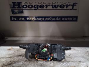 Używane Przelacznik Combi kolumny kierownicy Renault Modus/Grand Modus (JP) 1.5 dCi 80 Cena € 70,00 Procedura marży oferowane przez Autobedrijf Hoogerwerf
