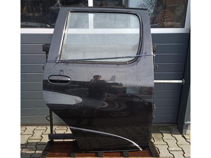 Portier 4Deurs rechts-achter van een Toyota Yaris Verso (P2) 1.3 16V 2000