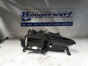 Begagnade Värmarhus Opel Karl 1.0 12V Pris € 250,00 Marginaltabell erbjuds av Autobedrijf Hoogerwerf