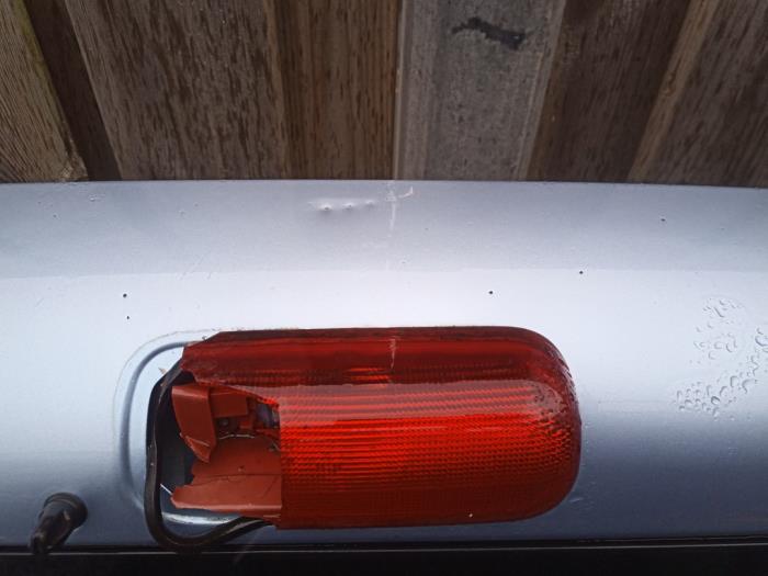 Baklucka från en Fiat Doblo (223A/119) 1.4 2007