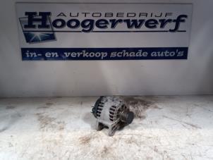 Begagnade Dynamo Renault Captur (2R) 1.2 TCE 16V EDC Pris € 40,00 Marginaltabell erbjuds av Autobedrijf Hoogerwerf