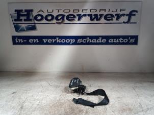 Używane Pas bezpieczenstwa prawy tyl Peugeot 2008 (CU) 1.2 Vti 12V PureTech 82 Cena € 20,00 Procedura marży oferowane przez Autobedrijf Hoogerwerf