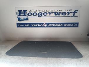 Gebruikte Vloerplaat bagageruimte Opel Corsa D 1.3 CDTi 16V ecoFLEX Prijs € 75,00 Margeregeling aangeboden door Autobedrijf Hoogerwerf