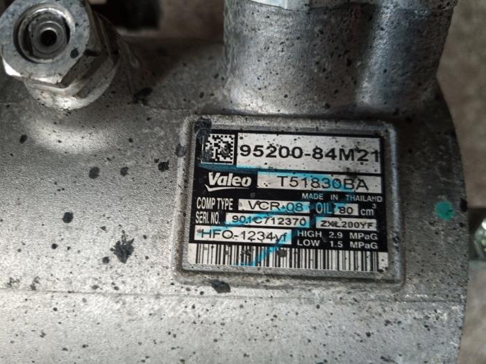 Pompa klimatyzacji z Suzuki Celerio (LF) 1.0 12V Dualjet 2019