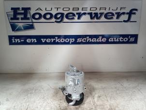 Używane Pompa klimatyzacji Suzuki Celerio (LF) 1.0 12V Dualjet Cena € 125,00 Procedura marży oferowane przez Autobedrijf Hoogerwerf