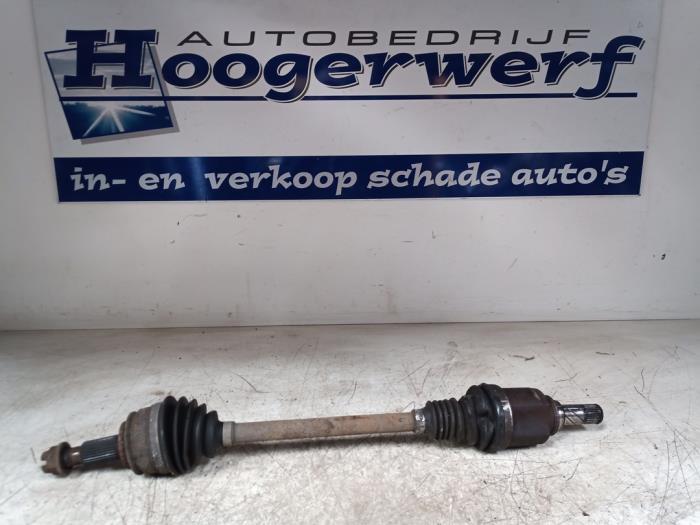 Aandrijfas links-voor van een Renault Kangoo Express (FW) 1.5 dCi 75 2014