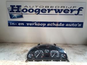 Begagnade Vägmätare KM Peugeot 406 Break (8E/F) 2.0 16V ST,SV Pris € 20,00 Marginaltabell erbjuds av Autobedrijf Hoogerwerf