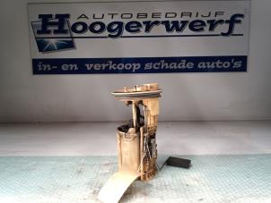 Gebruikte Tank element Pomp Volkswagen Bora (1J2) 1.9 TDI 100 Prijs € 35,00 Margeregeling aangeboden door Autobedrijf Hoogerwerf