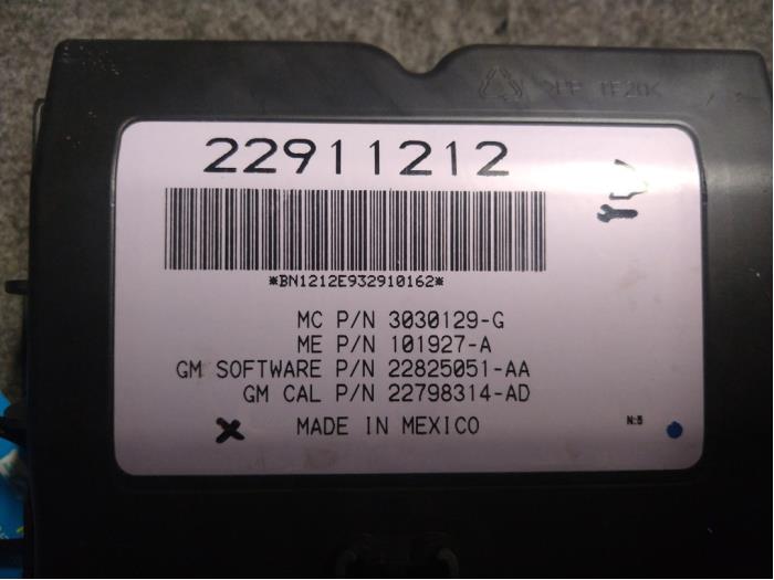 Dator, cabriolet från en Chevrolet Camaro Convertible 6.2 V8 ZL1 2014