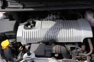 Gebruikte Automaatbak Toyota Yaris III (P13) 1.5 16V Hybrid Prijs op aanvraag aangeboden door Benelux Zwijndrecht B.V.