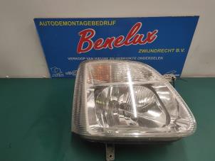 Begagnade Strålkastare, höger Suzuki Wagon-R+ (RB) 1.3 16V VVT Pris på förfrågan erbjuds av Benelux Zwijndrecht B.V.