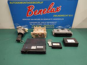 Begagnade Tändningslås + dator Toyota Aygo (B40) 1.0 12V VVT-i Pris på förfrågan erbjuds av Benelux Zwijndrecht B.V.