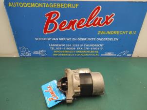 Używane Rozrusznik Renault Twingo II (CN) 1.2 16V Cena na żądanie oferowane przez Benelux Zwijndrecht B.V.