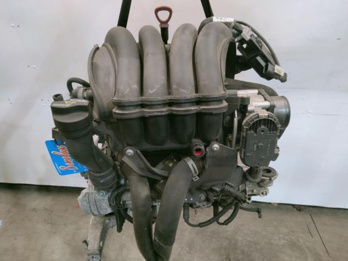 Motor van een Mercedes-Benz A (W169) 1.7 A-170 5-Drs. 2005