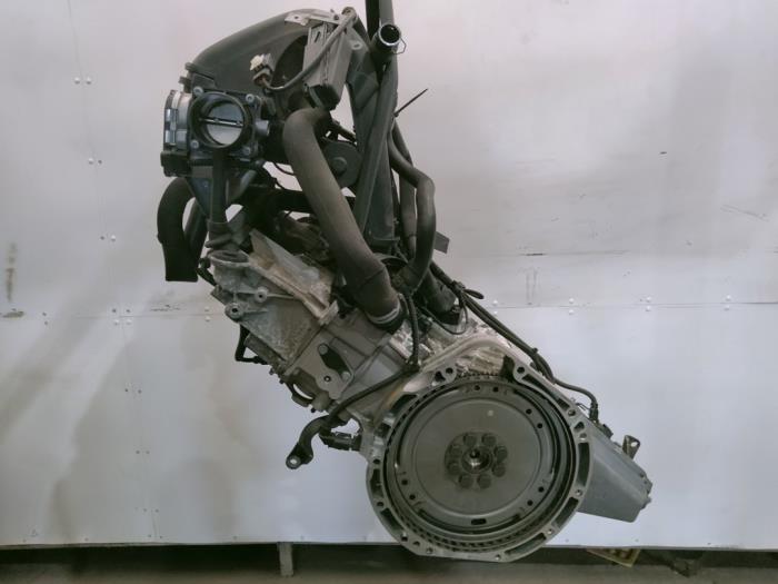 Motor van een Mercedes-Benz A (W169) 1.7 A-170 5-Drs. 2005