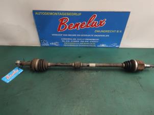 Begagnade Drivaxel, höger fram Chevrolet Spark (M300) 1.0 16V Bifuel Pris € 50,00 Marginaltabell erbjuds av Benelux Zwijndrecht B.V.