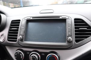 Begagnade Navigeringssystem Kia Picanto (TA) 1.0 12V Pris på förfrågan erbjuds av Benelux Zwijndrecht B.V.